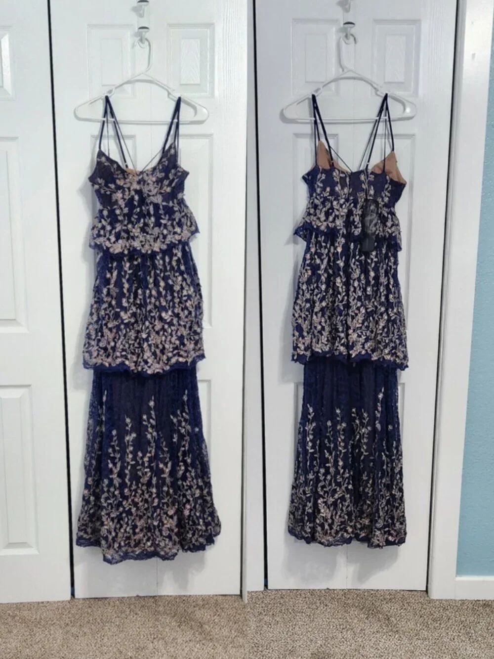 BCBGMAXAZRIA Tiered Maxi Dress Size 2 Navy Gold Floral Lace